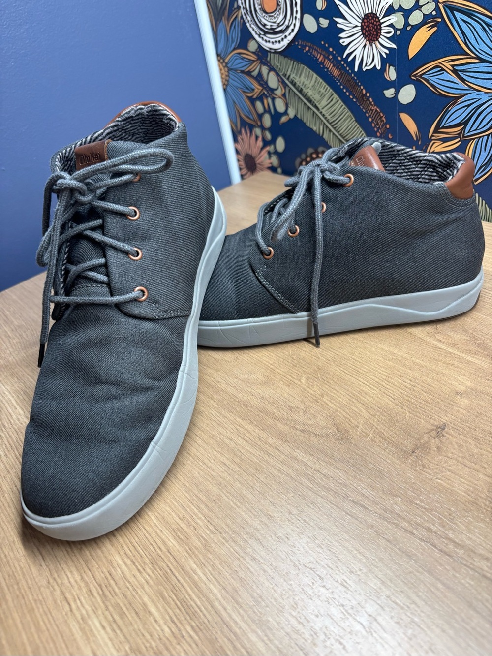 Olukai Men's Gray High-Top Chukka Boots Size 10